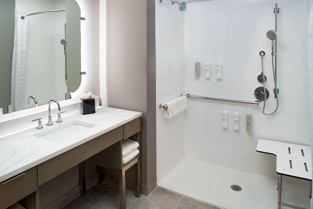 Homewood Suites By Hilton Ann Arbor Room photo